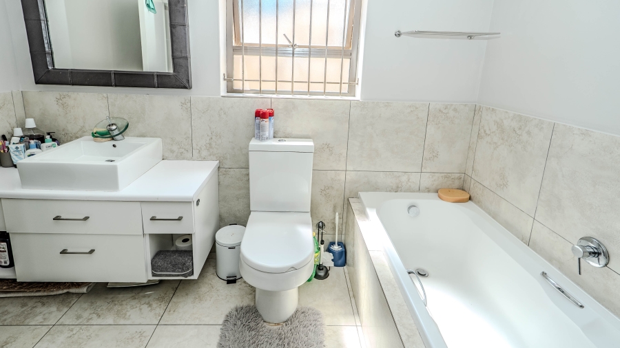 3 Bedroom Property for Sale in Normandie Western Cape